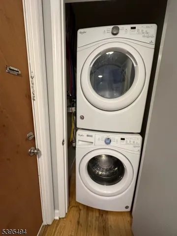 $2,575 | 97 Walnut Street, Montclair, NJ 07042