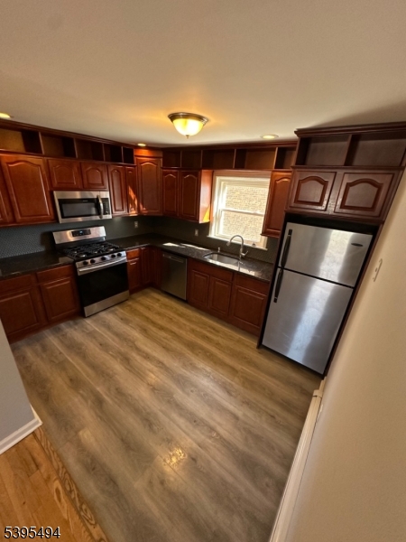 97 Walnut Street, Unit 1 Montclair, NJ 07042 - Photo 4 of 11