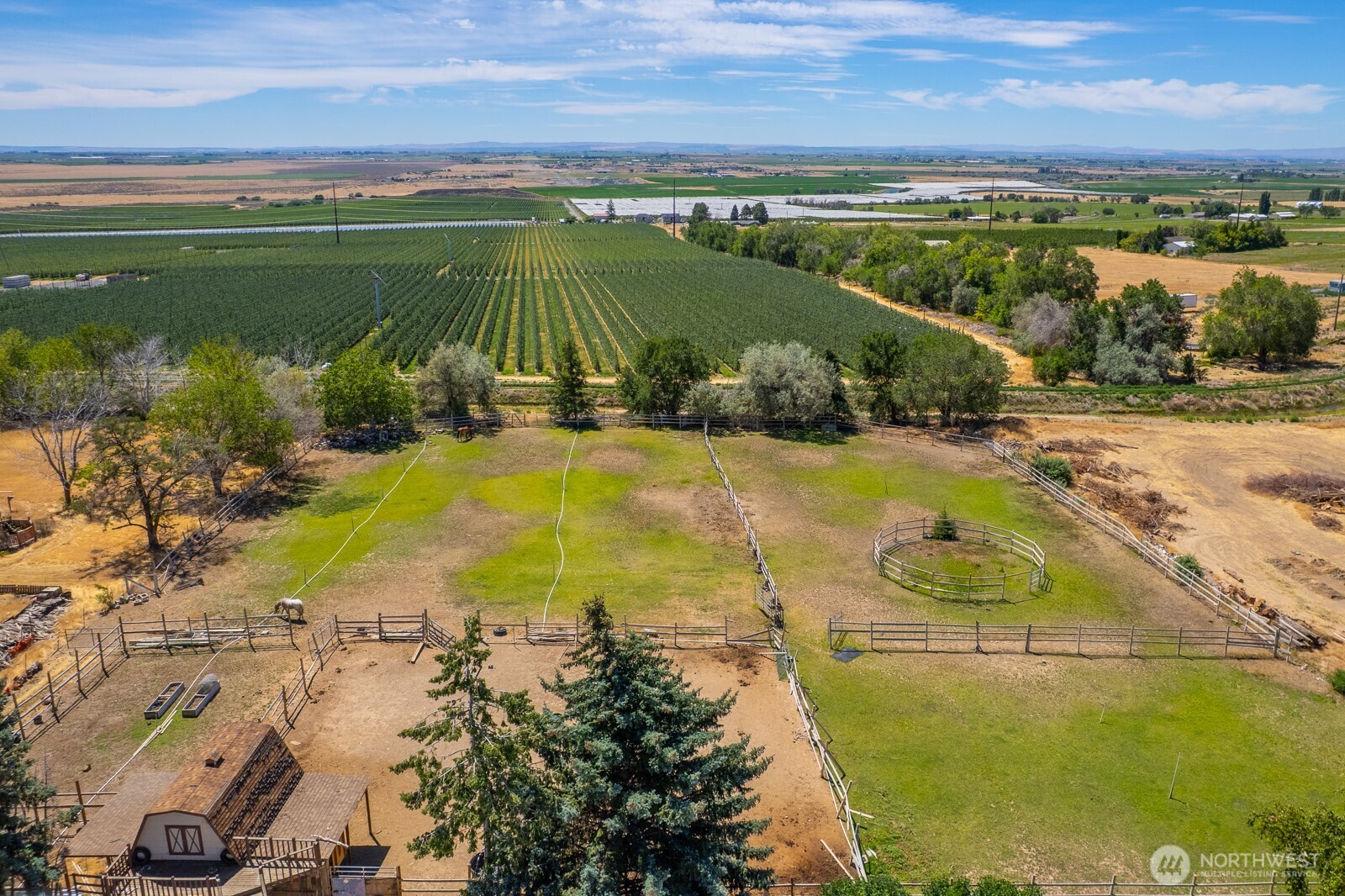 5255 Painted Hills Road Ephrata, WA 98823 - Photo 15 of 32