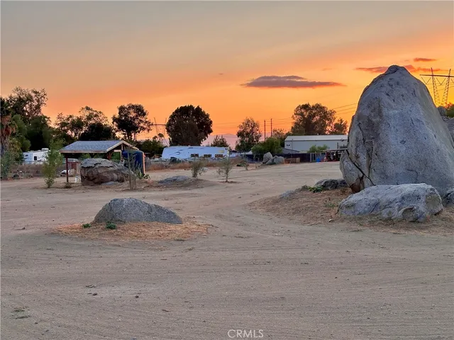a view of outdoor space with city view