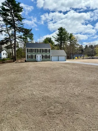 $560,000 | 1 A Dudley Road, Townsend, MA 01469