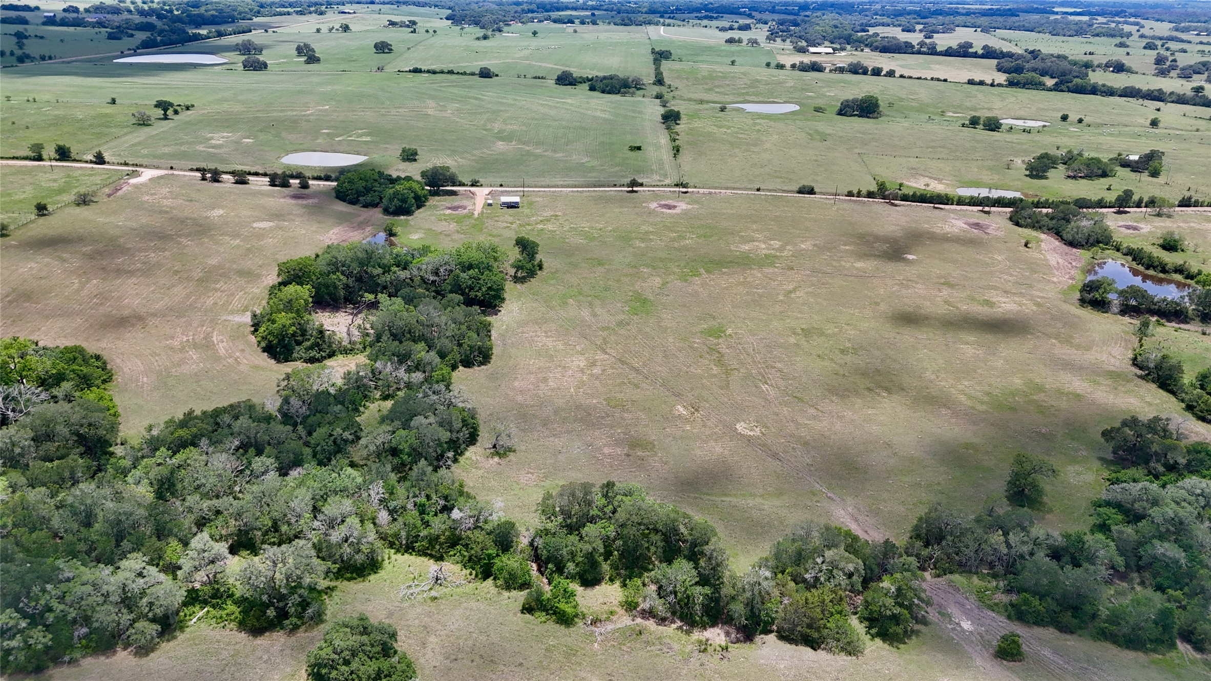 1070 Muehr Road Weimar, TX 78962 - Photo 38 of 40