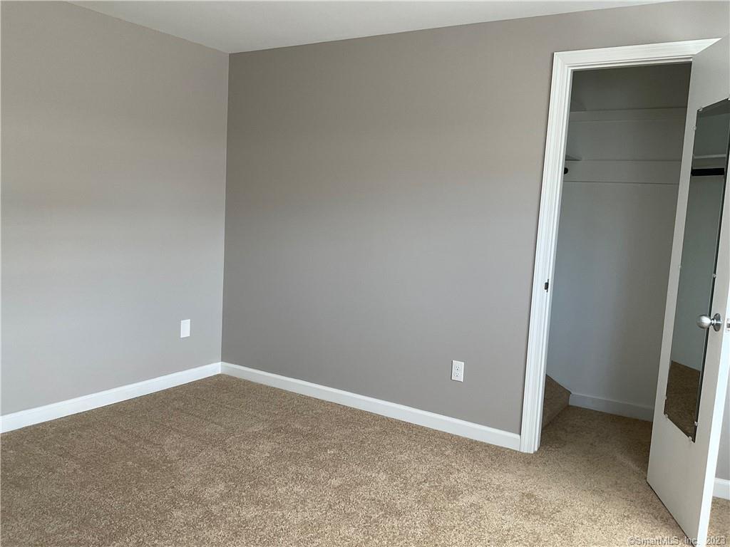 61 South Main Street, Unit 2 Middletown, CT 06457 - Photo 13 of 16