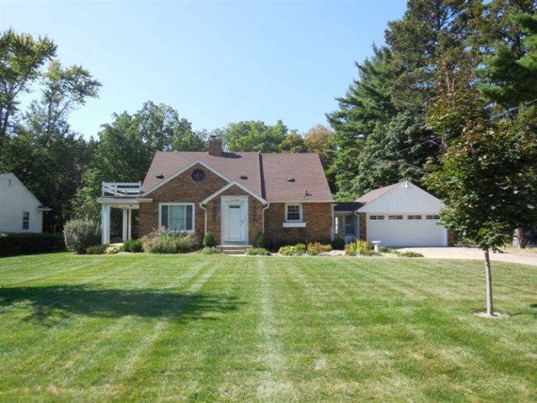 520 Graafschap Road Holland, MI 49423 - Photo 1 of 16 Primary Photo