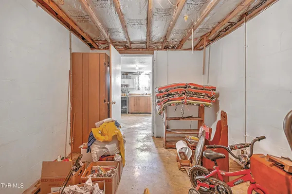 $500,000 | 9867 Middle Wallens Creek Road, Jonesville, VA 24263