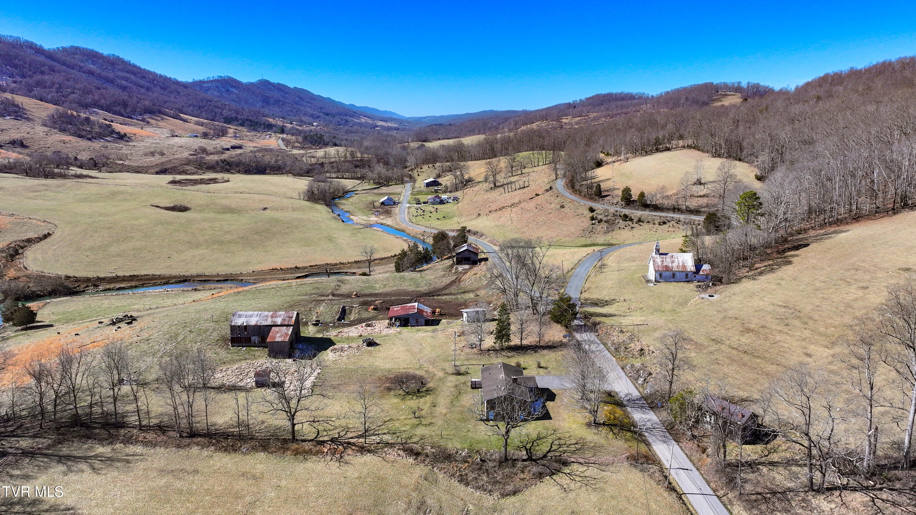9867 Middle Wallens Creek Road Jonesville, VA 24263 - Photo 54 of 95 9867 Middle Wallens Creek Rd_Drone-40