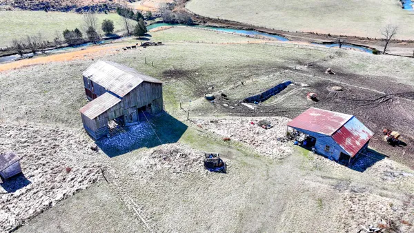 $500,000 | 9867 Middle Wallens Creek Road, Jonesville, VA 24263