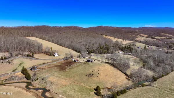 $500,000 | 9867 Middle Wallens Creek Road, Jonesville, VA 24263