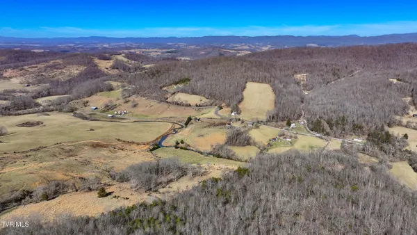 $500,000 | 9867 Middle Wallens Creek Road, Jonesville, VA 24263