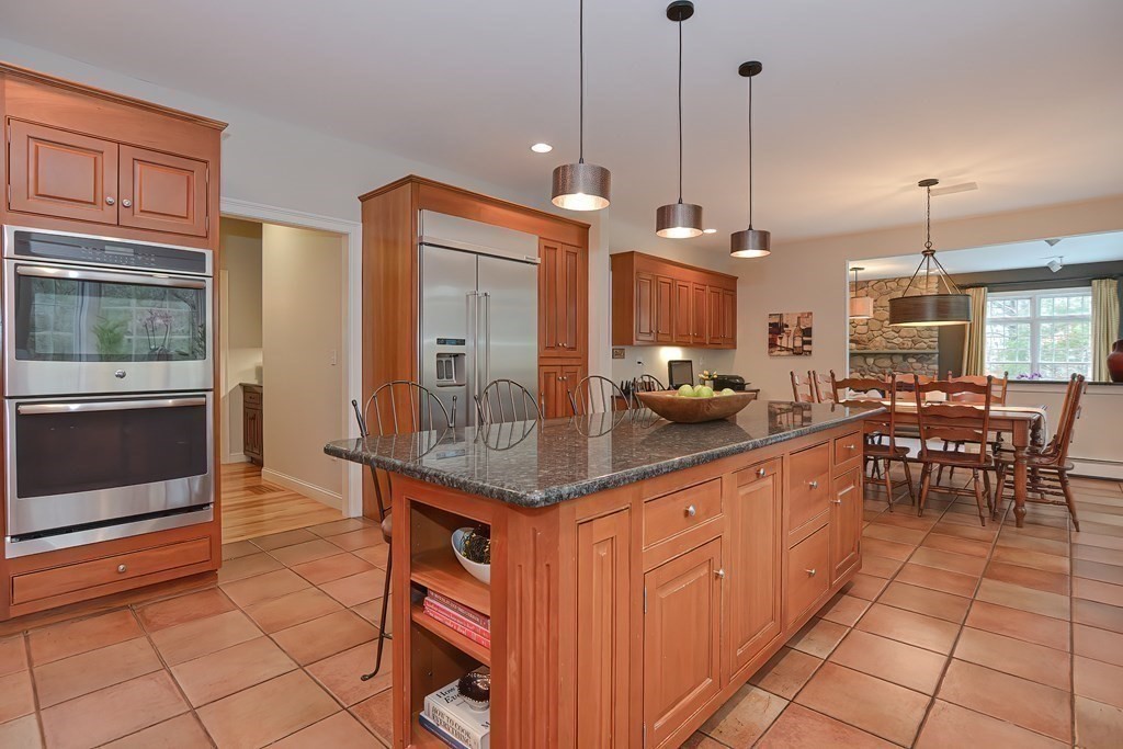 35 Vine Brook Road Medfield, MA 02052 - Photo 9 of 42 Gallery Image 9