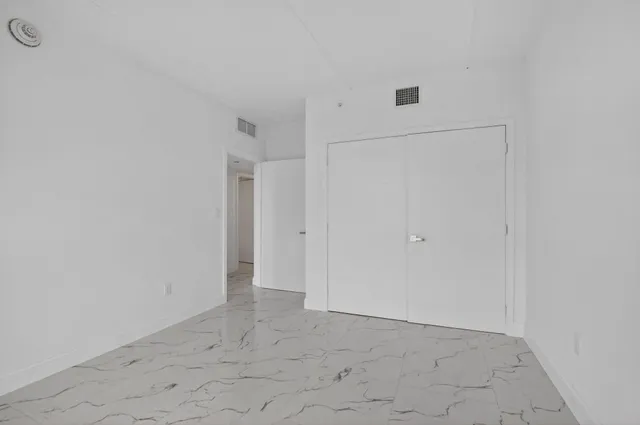 $3,925 | 250 West Hidden Valley Boulevard, Unit 104, Boca Raton, FL 33487