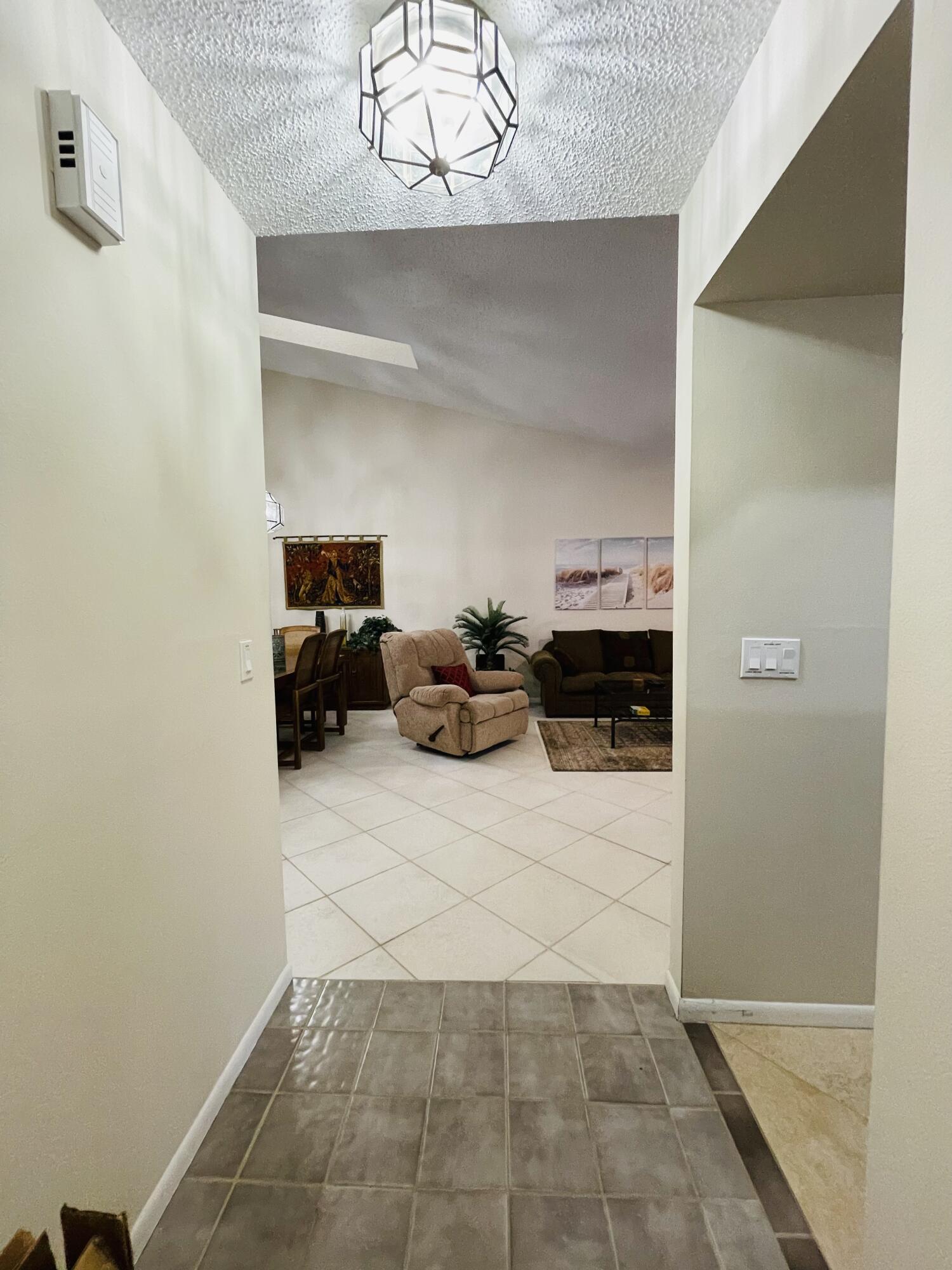 354 Southwest 28th Avenue Delray Beach, FL 33445 - Photo 6 of 54 IMG_0803