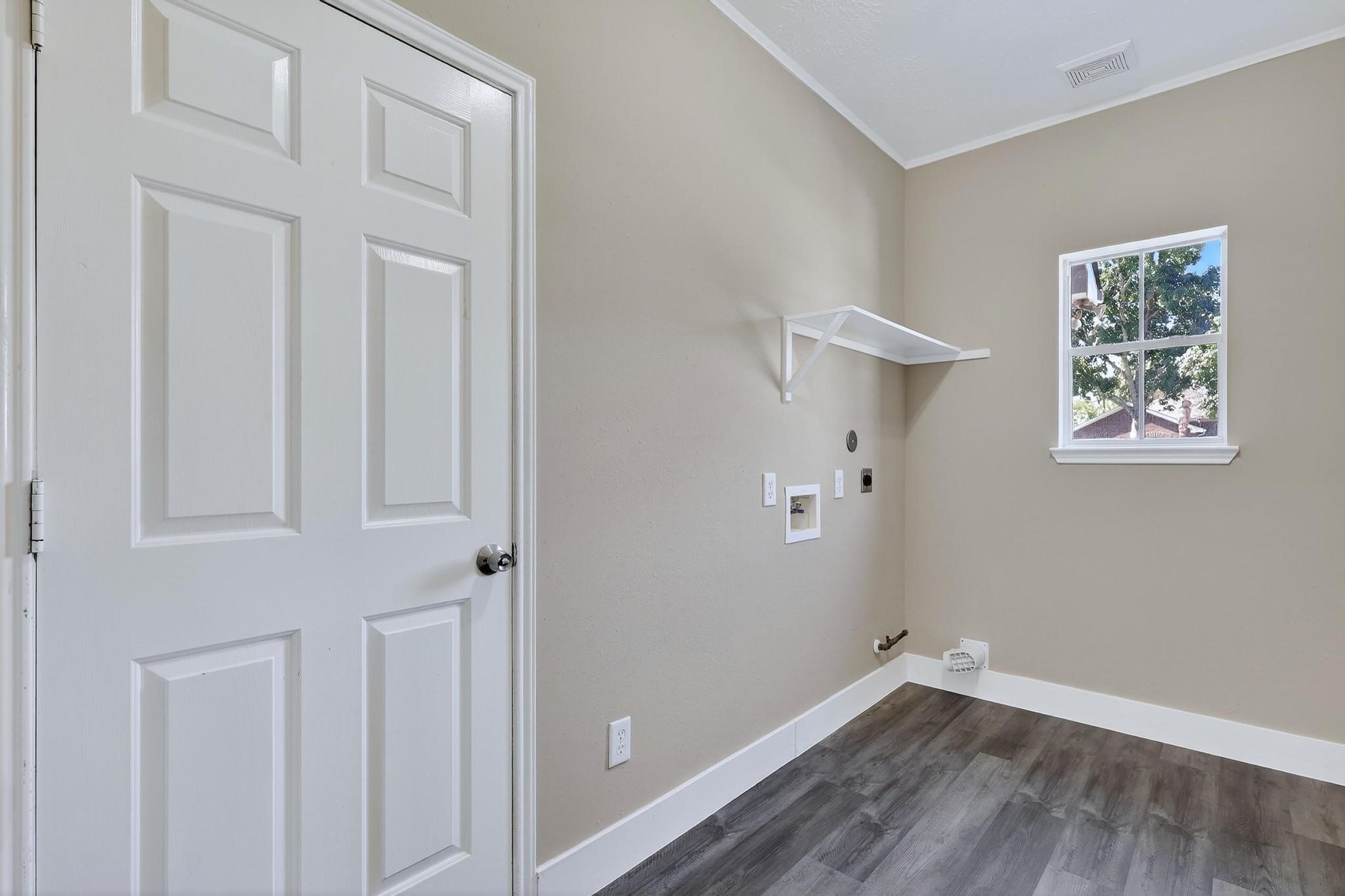 20926 Trellis Lane Houston, TX 77073 - Photo 4 of 22 Spacious laundry room with washer and dryer connections.