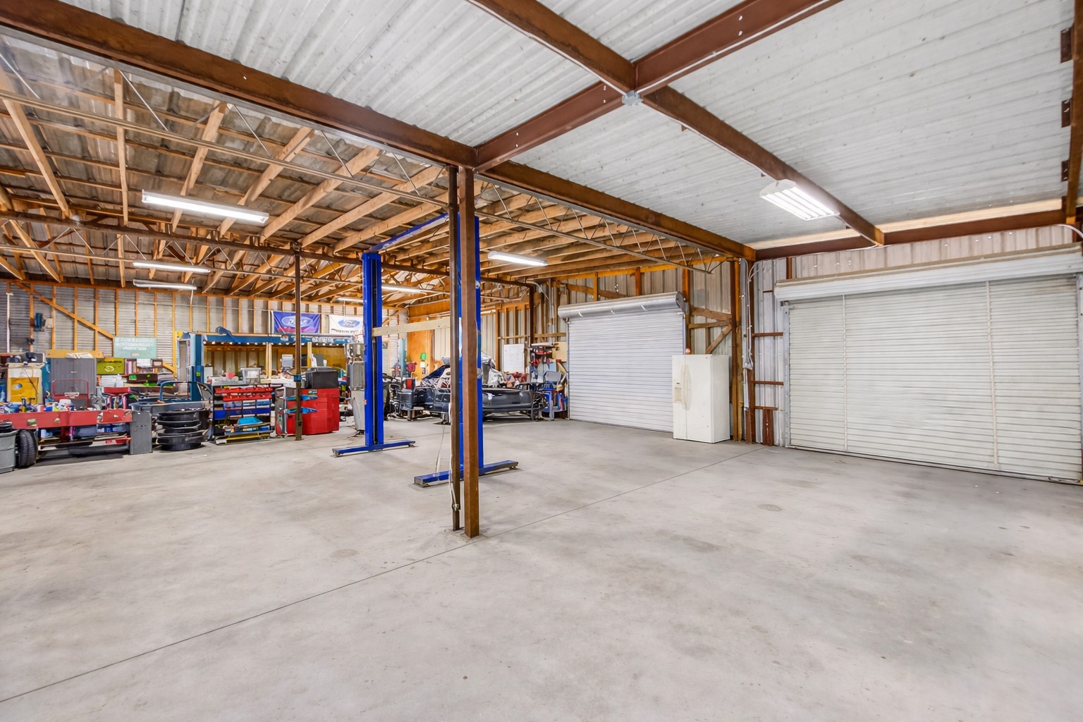 10550 Brinkmeyer Road Needville, TX 77461 - Photo 31 of 40 Pic is digitally altered to show space