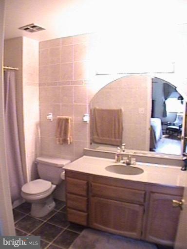 19620 Charline Manor Road Olney, MD 20832 - Photo 15 of 24 Master Bath
