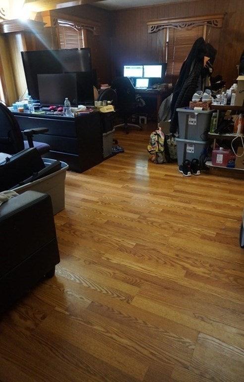 190 Cumberland Road Lowell, MA 01850 - Photo 5 of 17 Gallery Image 5