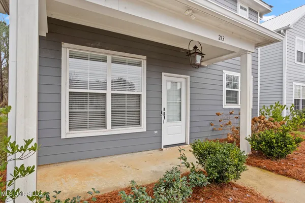$375,000 | 213 Grayson Place, Unit LOT 7, Brandon, MS 39047
