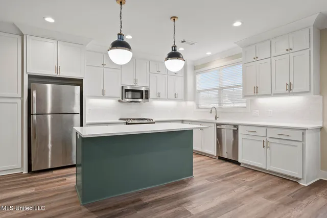 $375,000 | 213 Grayson Place, Unit LOT 7, Brandon, MS 39047