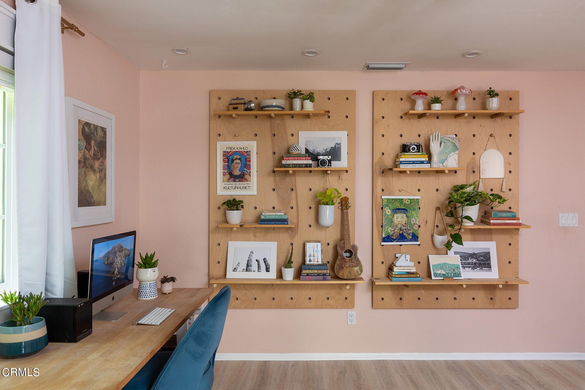9704 Hillhaven Avenue Tujunga, CA 91042 - Photo 20 of 24 a view of living room with furniture and flat screen tv