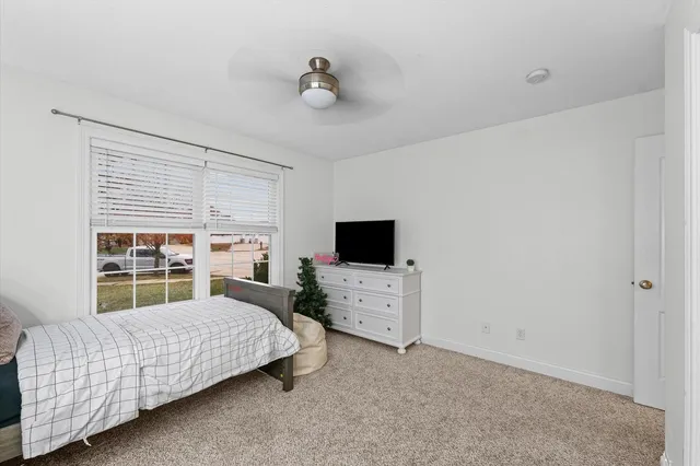 $304,900 | 1713 Hunters Ridge Court, Mahomet, IL 61853