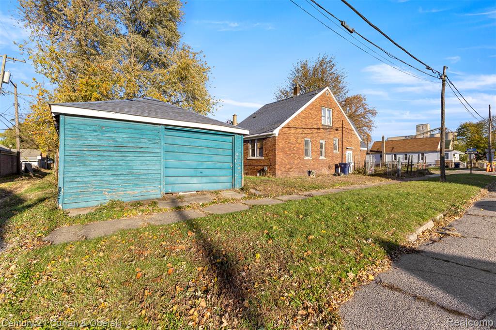 64 East Cicotte Street River Rouge, MI 48218 - Photo 10 of 11