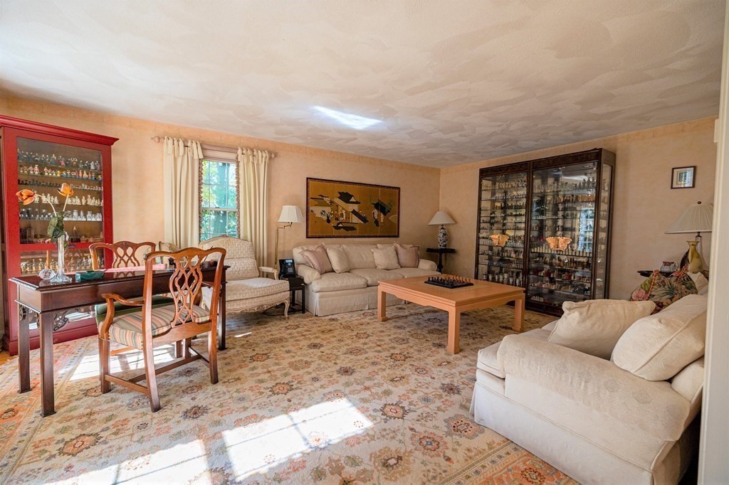 177 East Emerson Road Lexington, MA 02420 - Photo 5 of 25