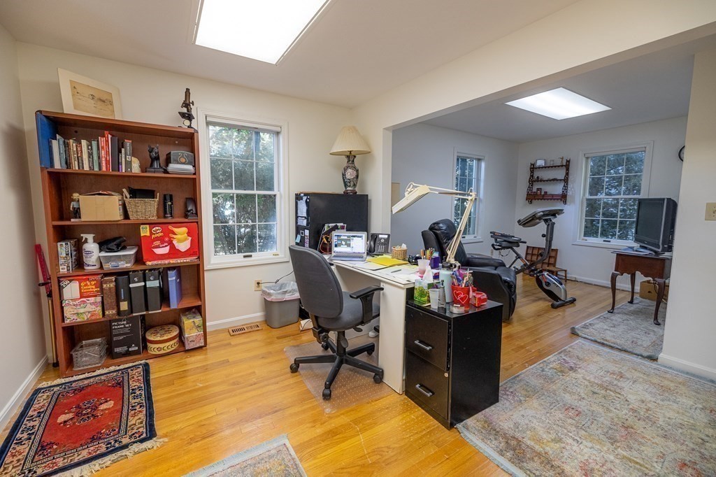 177 East Emerson Road Lexington, MA 02420 - Photo 8 of 25