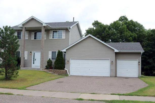 $2,495 | 23179 Arrowhead Street Northwest, St. Francis, MN 55070