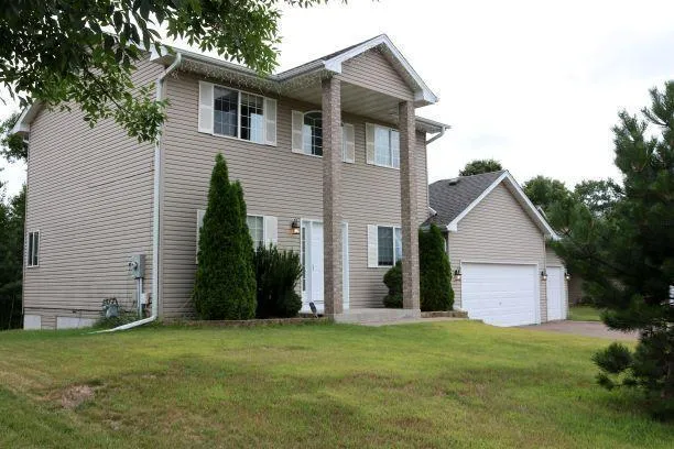 $2,495 | 23179 Arrowhead Street Northwest, St. Francis, MN 55070