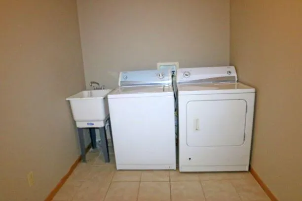 $2,495 | 23179 Arrowhead Street Northwest, St. Francis, MN 55070