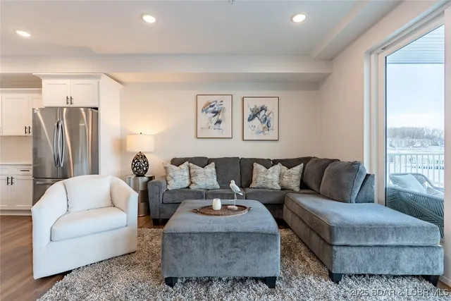 $399,000 | 104 Sierra Bay Drive, Unit 1A, Camdenton, MO 65020