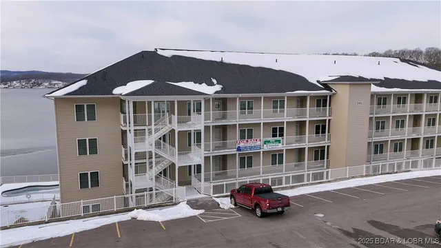 $399,000 | 104 Sierra Bay Drive, Unit 1A, Camdenton, MO 65020