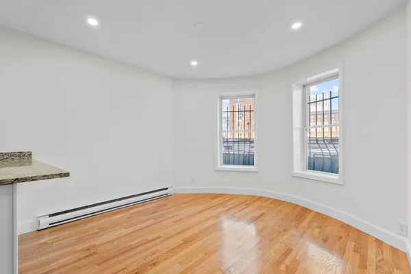 $3,000 | 754 Huntington Avenue, Unit 3, Boston, MA 02115