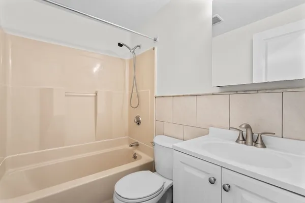 $3,000 | 754 Huntington Avenue, Unit 3, Boston, MA 02115