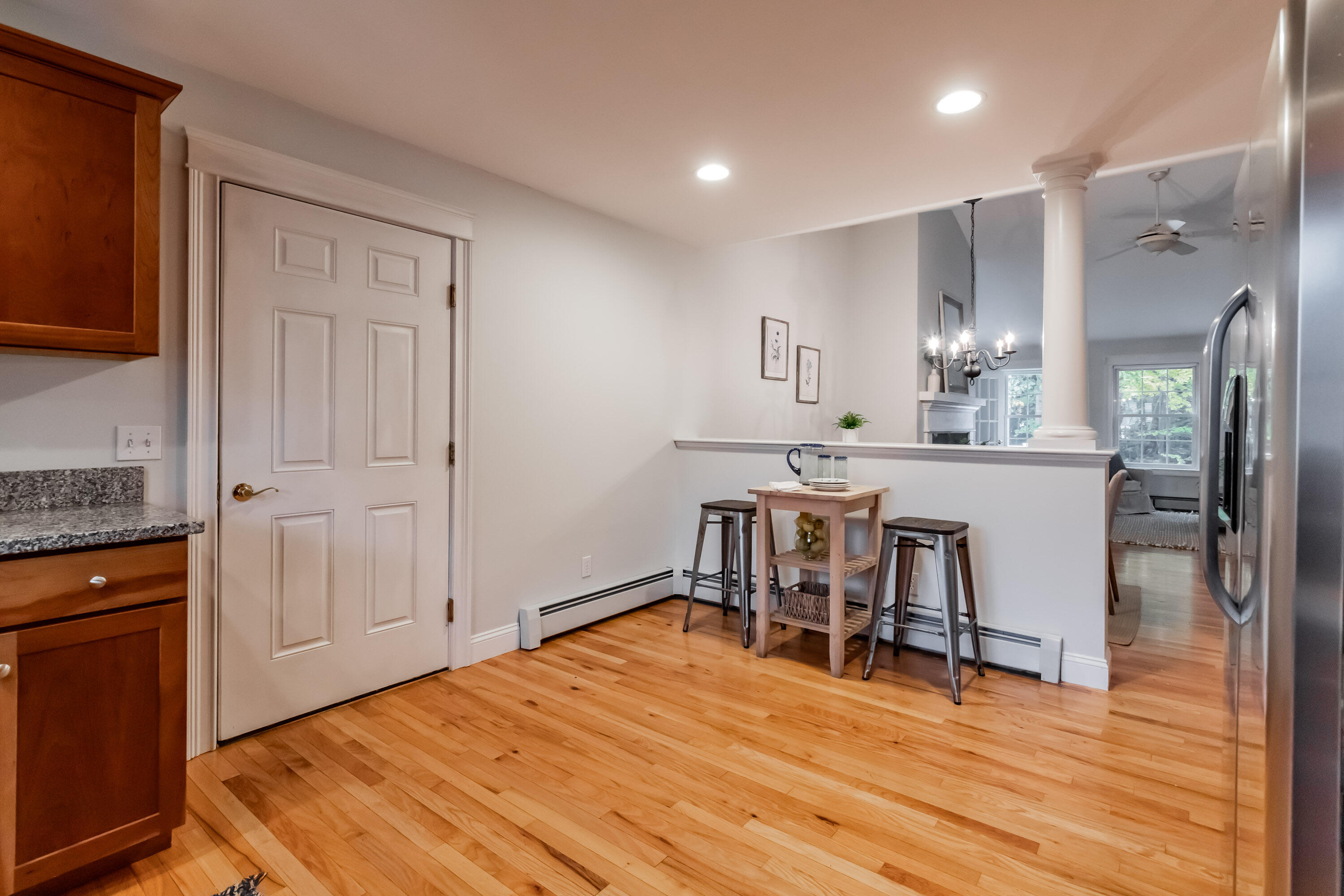 4 Sand Point Lane, Unit 3 Cumberland Foreside, ME 04110 - Photo 8 of 39 20231016ms-81016