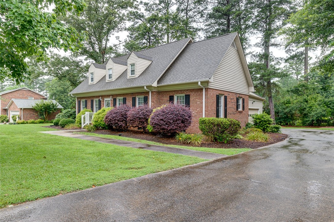 611 Regency Circle Anderson, SC 29625 - Photo 3 of 38