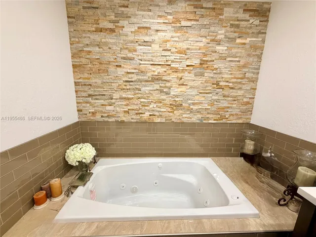 $5,900 | 2865 Begonia Way, Cooper City, FL 33026