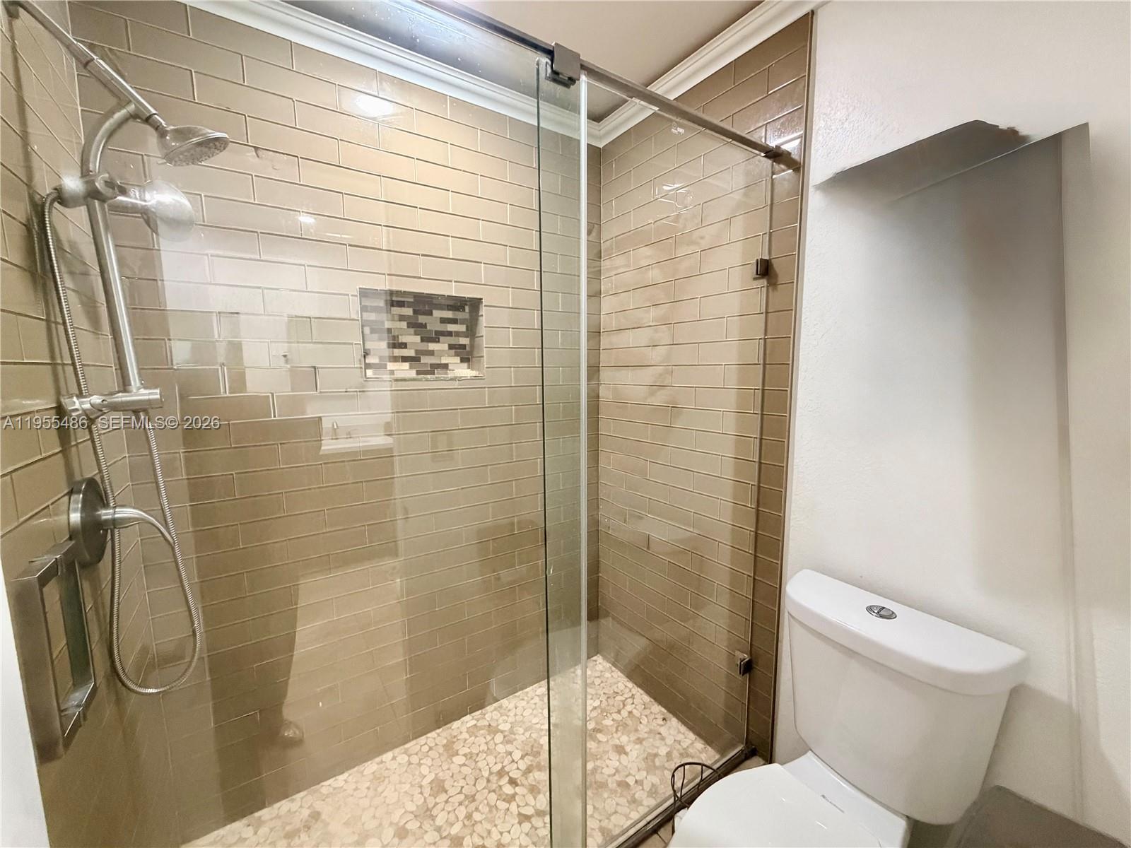 2865 Begonia Way Cooper City, FL 33026 - Photo 15 of 40