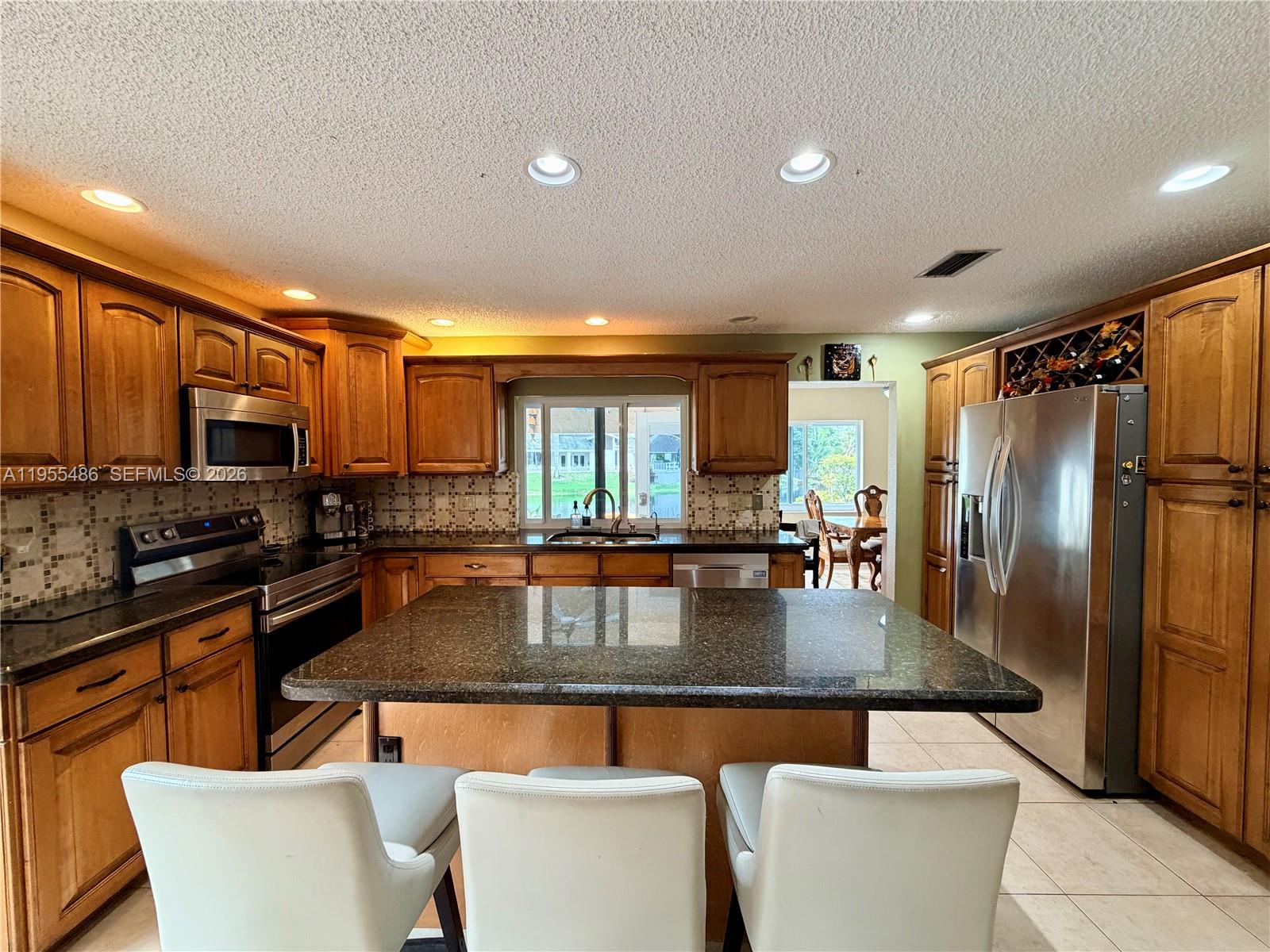 2865 Begonia Way Cooper City, FL 33026 - Photo 2 of 40