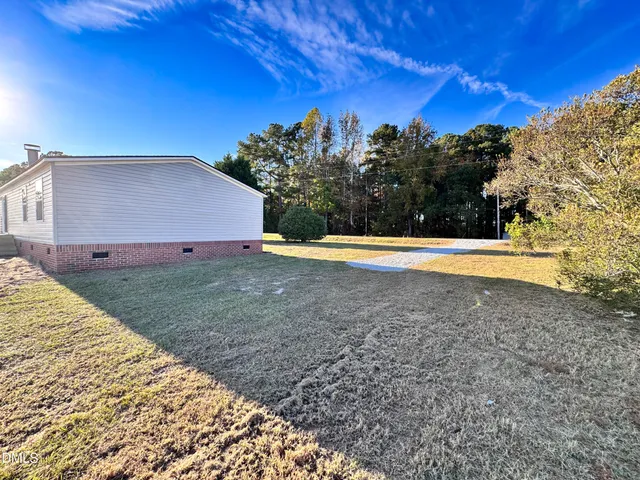 $274,900 | 2915 McLean Chapel Church Road, Bunnlevel, NC 28323