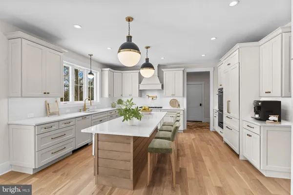 $1,999,900 | 17 Hickory Lane, Malvern, PA 19355
