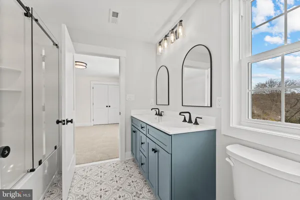 $1,999,900 | 17 Hickory Lane, Malvern, PA 19355