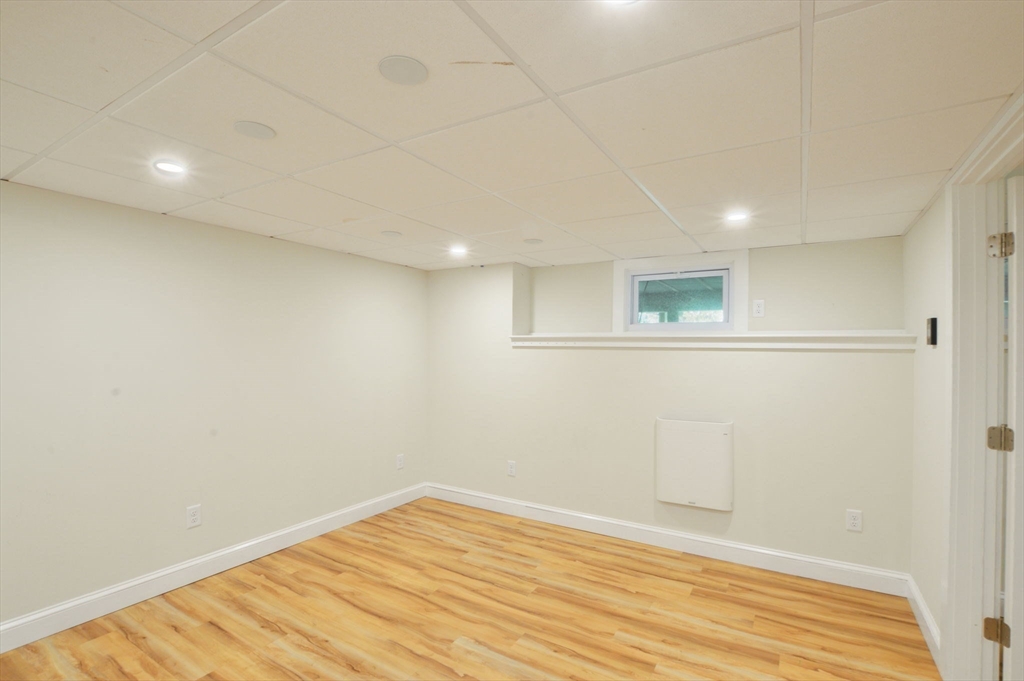 76 Mill Road East Sandwich, MA 02537 - Photo 30 of 42 Gallery Image 30