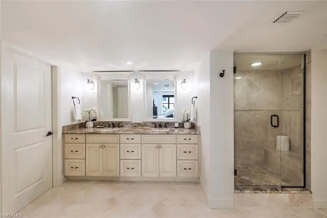 $10,500 | 4451 Gulf Shore Boulevard North, Unit 405, Naples, FL 34103