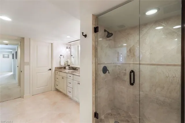 $10,500 | 4451 Gulf Shore Boulevard North, Unit 405, Naples, FL 34103