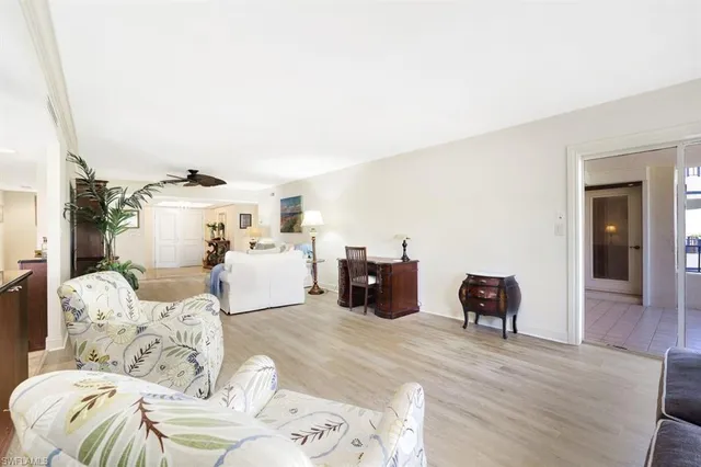 $10,500 | 4451 Gulf Shore Boulevard North, Unit 405, Naples, FL 34103