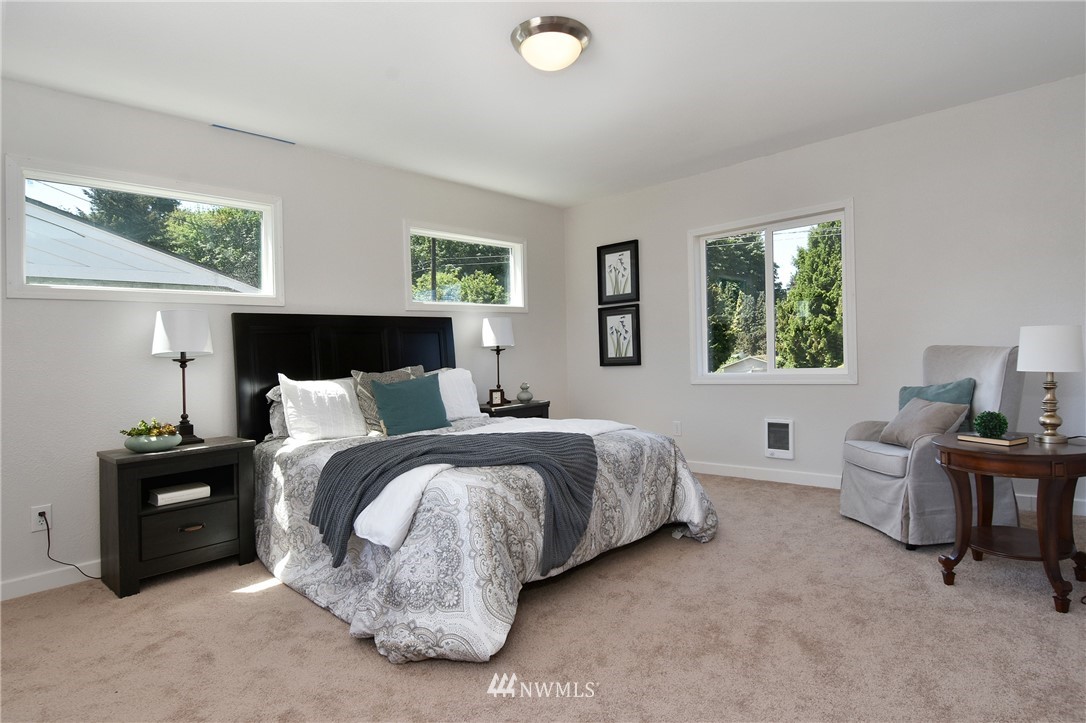 4501 Rucker Avenue Everett, WA 98203 - Photo 8 of 15 Gallery Image 8