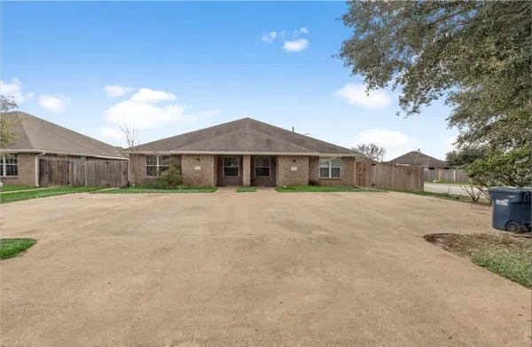 $1,650 | 3621 Oldenburg Court, College Station, TX 77845