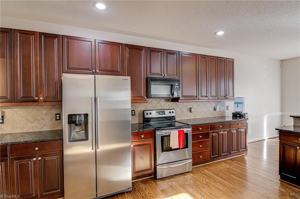 2170 Glen Cove Way High Point, NC 27265 - Photo 15 of 26