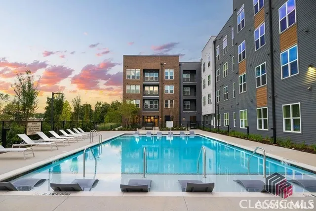 $1,669 | 180 Newton Bridge Road, Unit A2, Athens, GA 30607